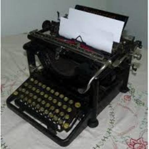 LA MAQUINA DE ESCRIBIR