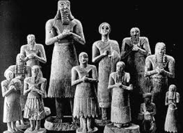 Votive statues from the Square Temple, Mesopotamian Early Dynastic Period, 2900-2600 BCE