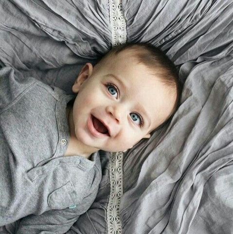 Nacimiento Scott Black