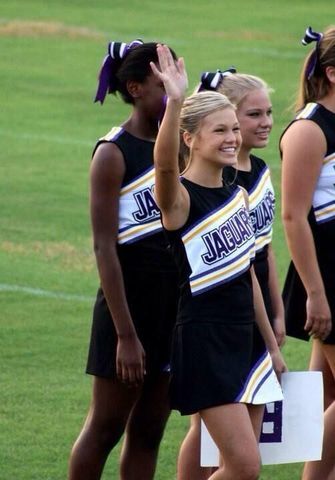 Cissy entra en el equipo de animadoras