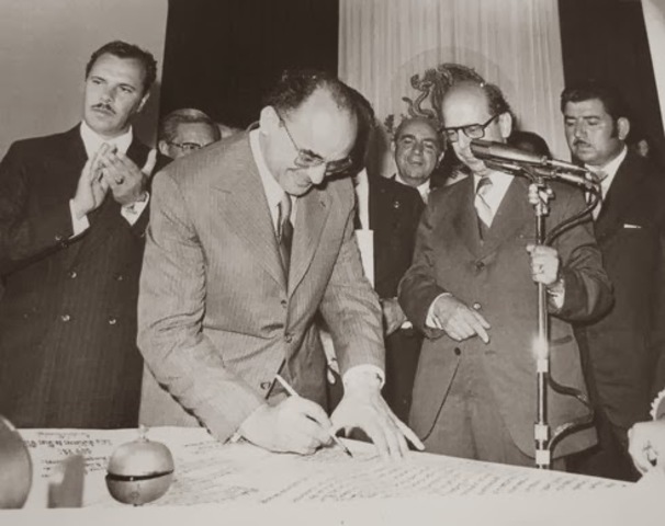 1973. Nuevas iniciativas