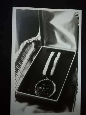 Medalla Premios Luis Floren Lozano