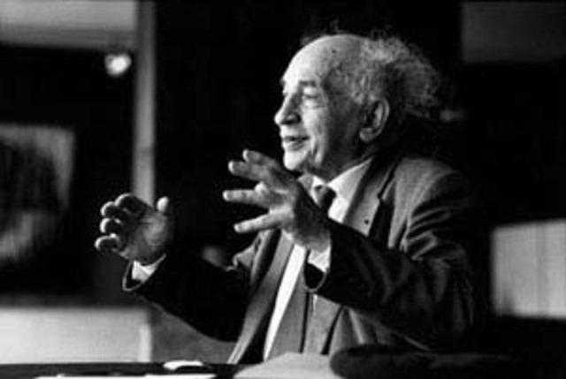 Alfred Sauvy en 1952 La expresión Tercer Mundo (Tiers Monde)