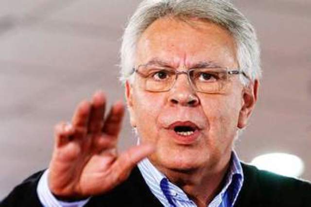 Fernando Henrique Cardoso y el chileno Enzo Faletto (1971)