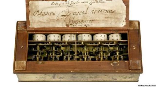 Pascalina, calculador mecanico. Blaise Pascal
