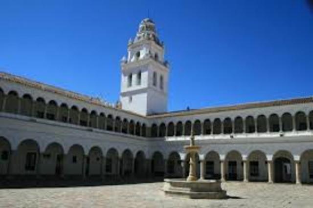 UNIVERSIDAD DE SAN FRANCISCO JAVIER