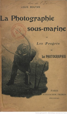 É publicado o 1° livro de fotos subaquáticas