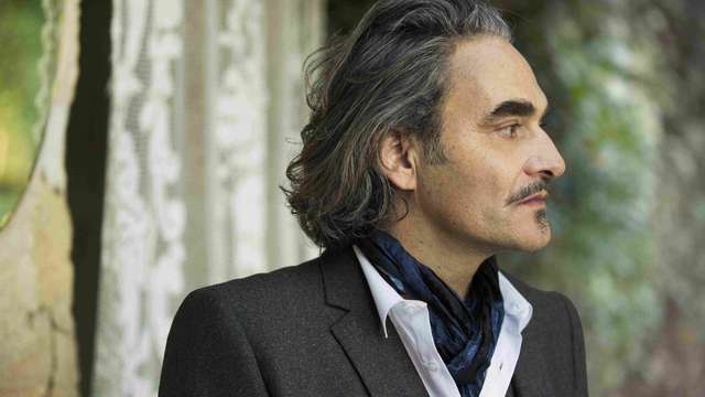 S. Eicher (1960- ) : Déjeuner en paix