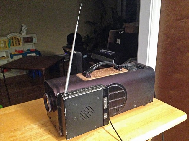 LCD projector (1984)