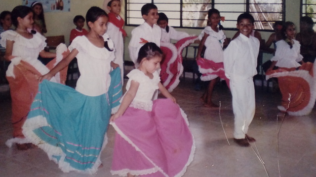 ENSAYO DE  FOLCLORITO