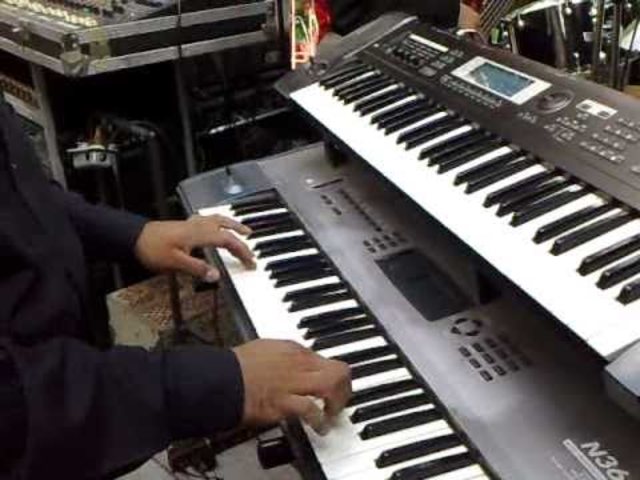 I learned to play the keyboard