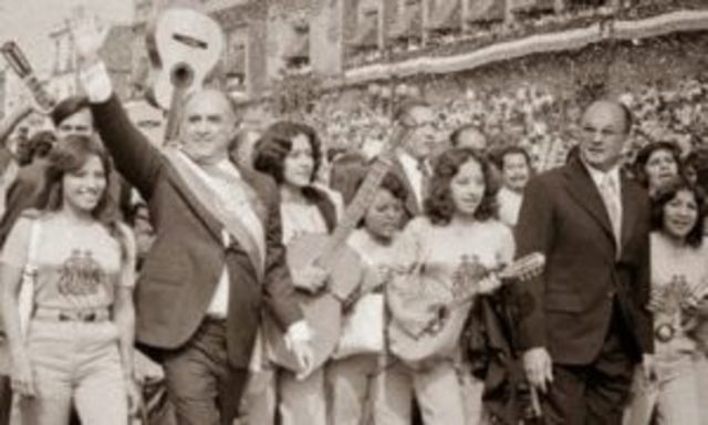 HACIA UN CAMBIO DE MODELO