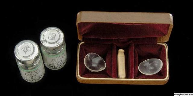 Primer cubierta ocular en vidrio que podía ser tolerada (Aporte a lentes de contacto)