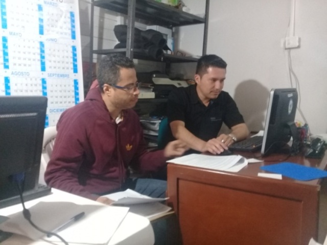 Sesión de trabajo con CINARA.