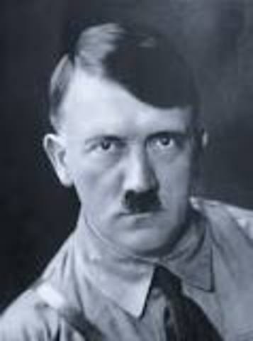 Hitler se suicida