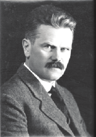 Nace idea de la Triangulación.