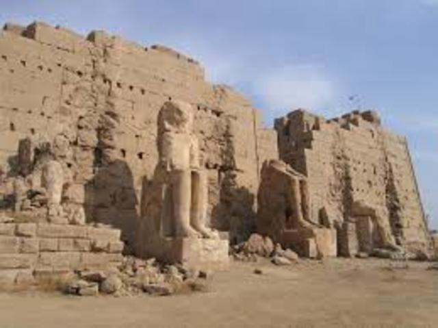 Egipcios:  4.000 a 2.000 a.dec.