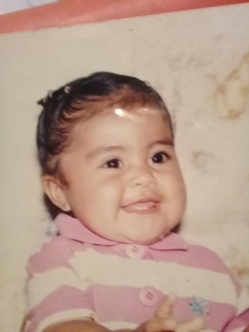 Me embarazo de mi primera hija Dánae