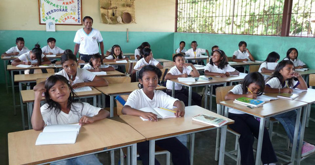 Contempla la Educación