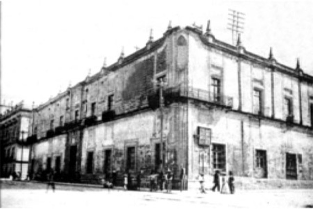 Escuela Mercantil en México