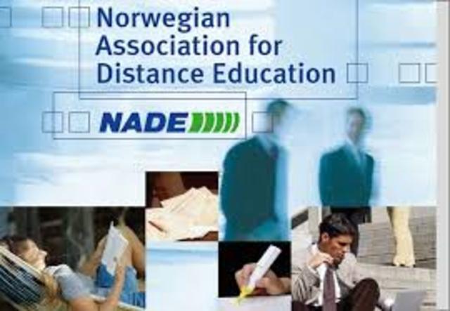 Creación de la asociación de escuelas por correspondencia acreditadas