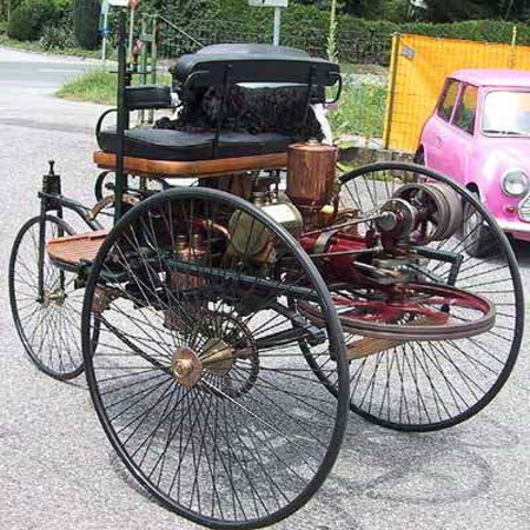 El motor de combustión interna.