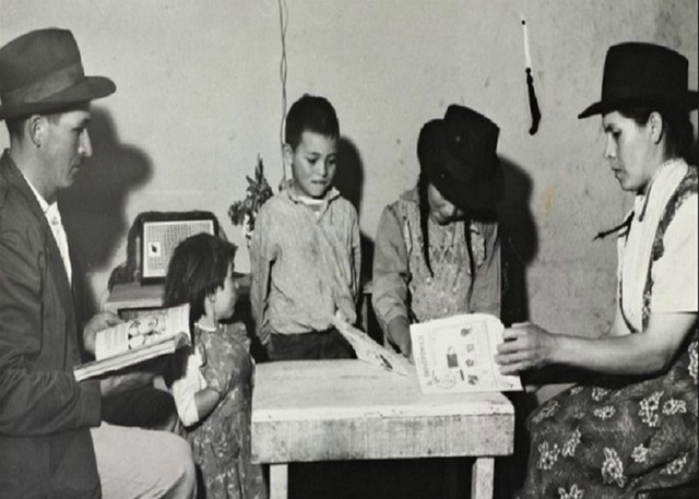 Escuelas Radiofónicas