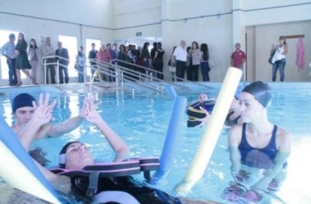 Inaugurada piscina terapêutica no Campus da Saúde