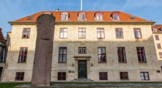 Otto Hahn viaja a Copenhague