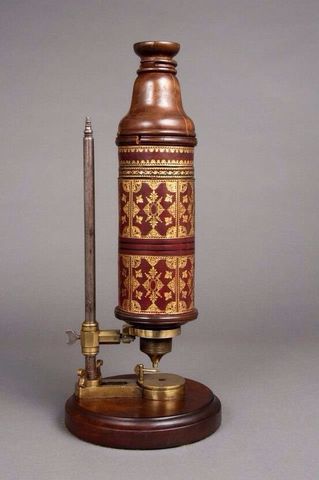 Microscopio de Cock y Hooke
