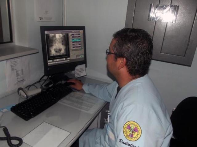 HU adquire equipamento digital CR para o Raio-X