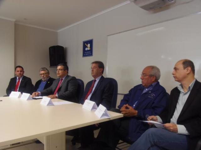 HUSFP promove coletiva de imprensa sobre "Dia D" de paralisação