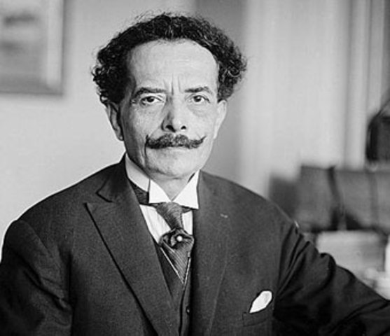 Ricardo Jaimes Freyre, Nacido el 12 de mayo de 1866 en Bolivia la paz, Poeta, ensayista y dramaturgo boliviano que fue la figura más representativa del modernismo en la literatura de su país.