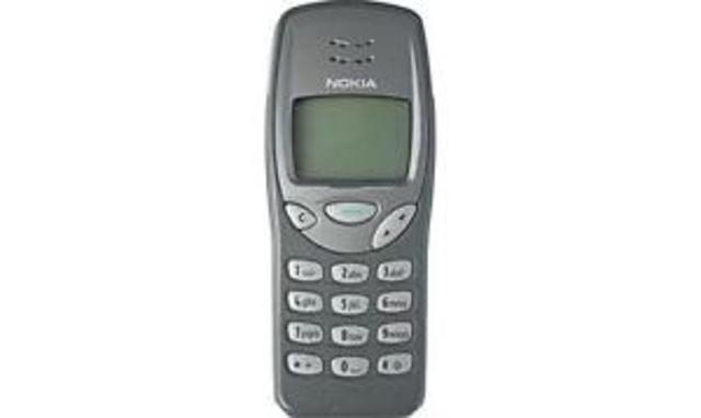 CELLPHONE WITH KEYPAD (7 years old)