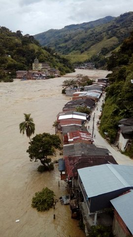 Crisis: Se considera crisis ya que existen personas damnificadas y múltiples daños en las zonas cercanas a Hidroituango
