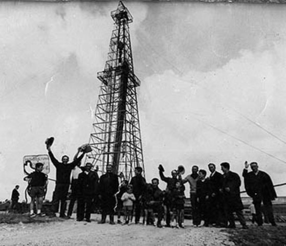 Descubrimiento del petróleo.