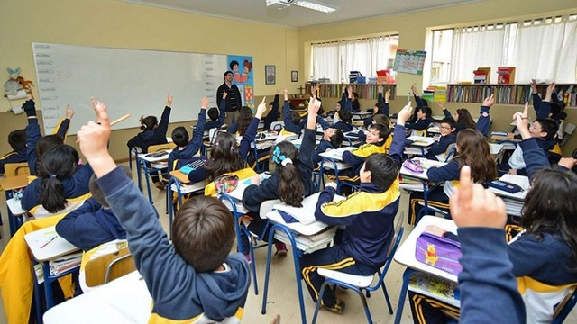 CREACION DE LA EDUCACION PUBLICA