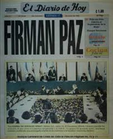 Firma de Acuerdos de paz en El Salvador