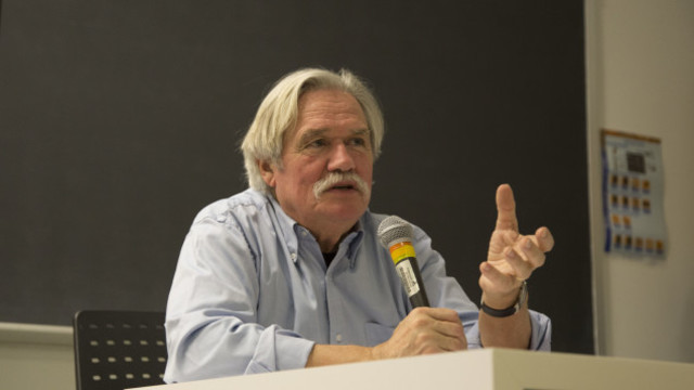 (Gaulejac, 2005:)habitado por una supuesta racionalidad que reduce todos los problemas de la existencia humana a un cálculo"