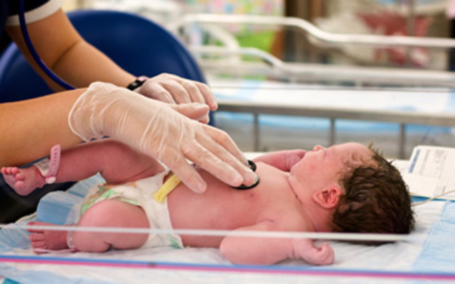 What is a Neonatal Nurse?