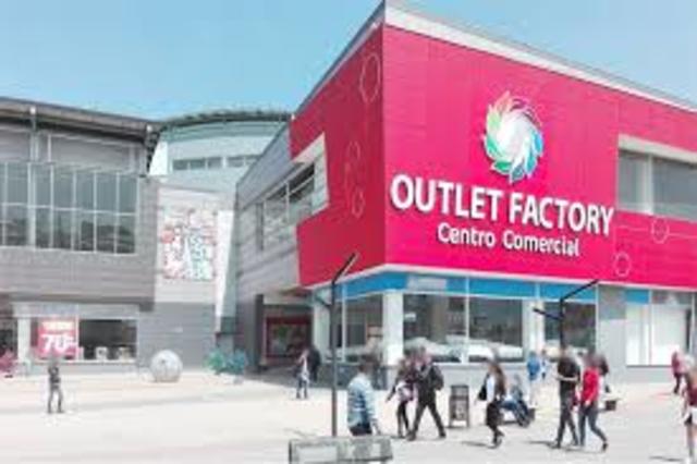 Apertura punto Outlet Factory