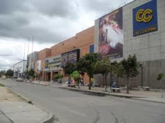 Primer punto en Plaza de las Américas