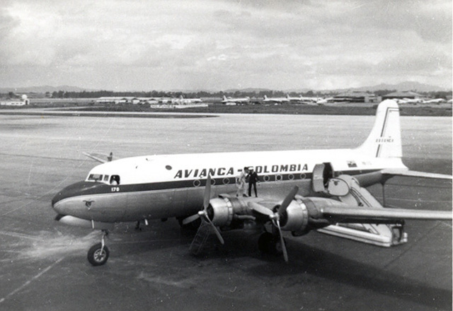 Boeing 707-120