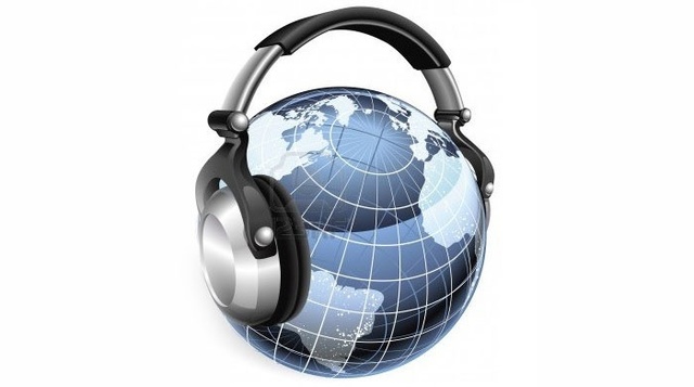 Primer motor de búsqueda radio transmisiones por internet .