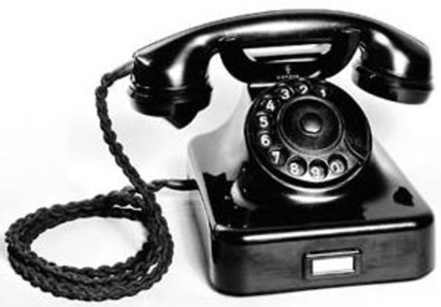 Telefone doméstico: O Clássico “Bakelite”.