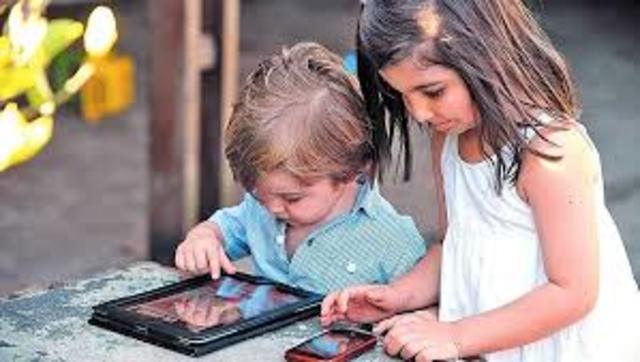 POR QUE LAS REDES DE COMUNICACIÓN NOS ESTÁN PERJUDICANDO