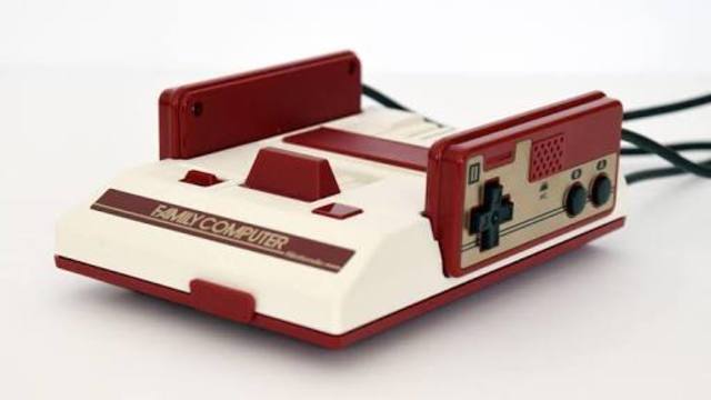 Famicom (Nintendo)