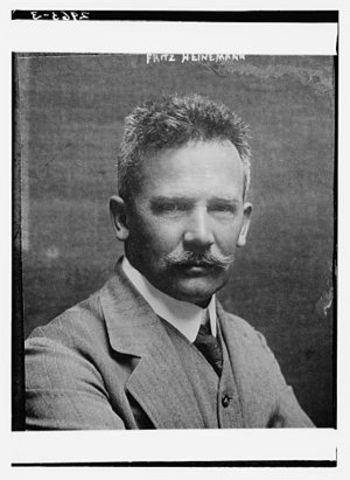 Creación del existencialismo