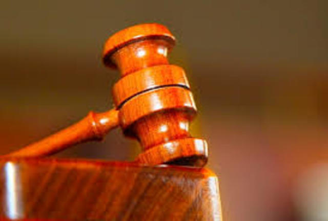 Propiedad de las obras de familiares