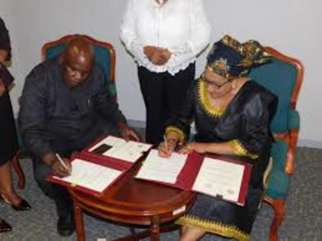 África y Nueva  Zelanda 1950, en ese mismo periodo